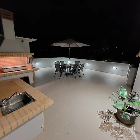 Apartment Cielo House *